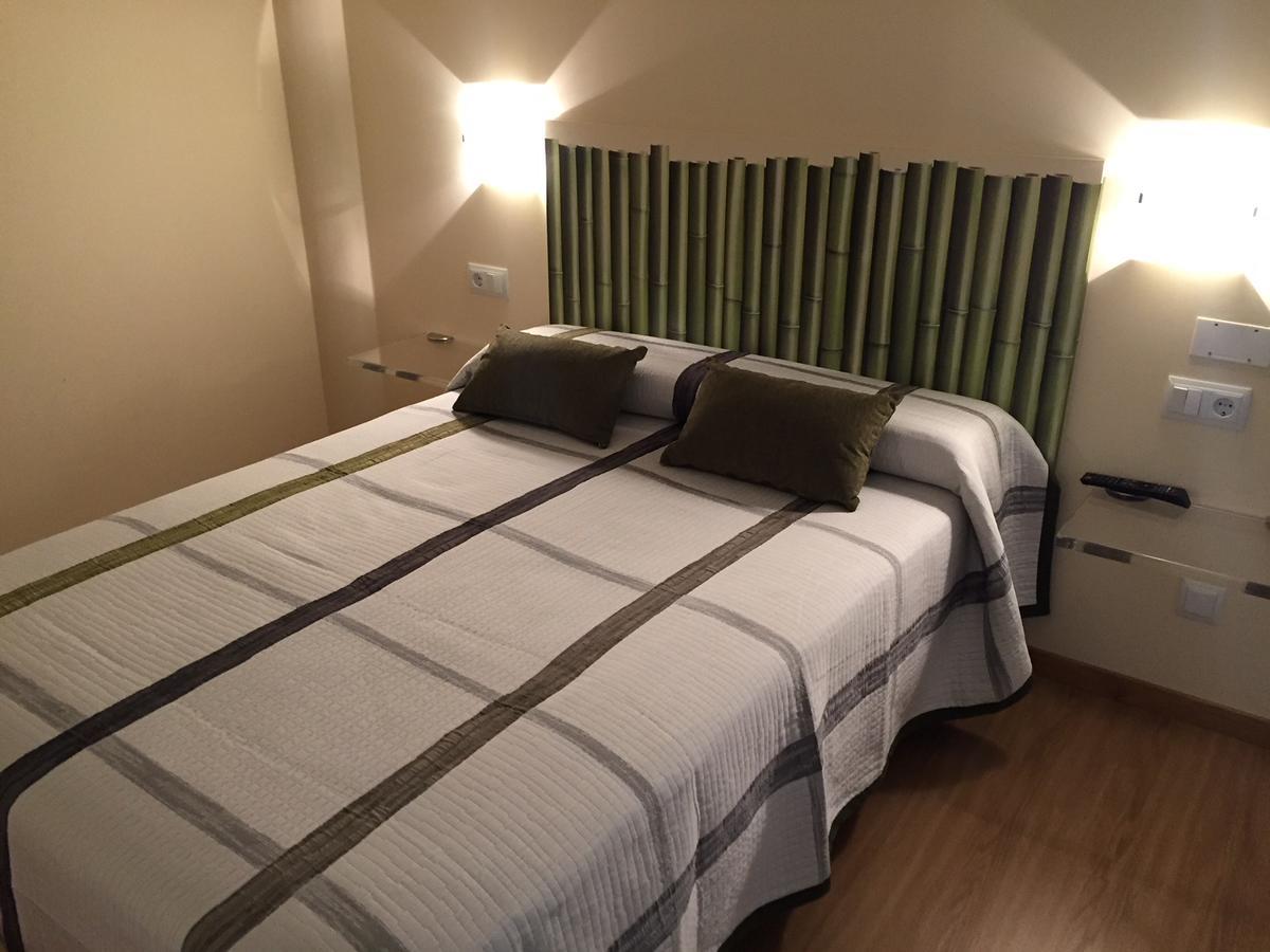 Hostal Santa Baia Ribadumia Bagian luar foto