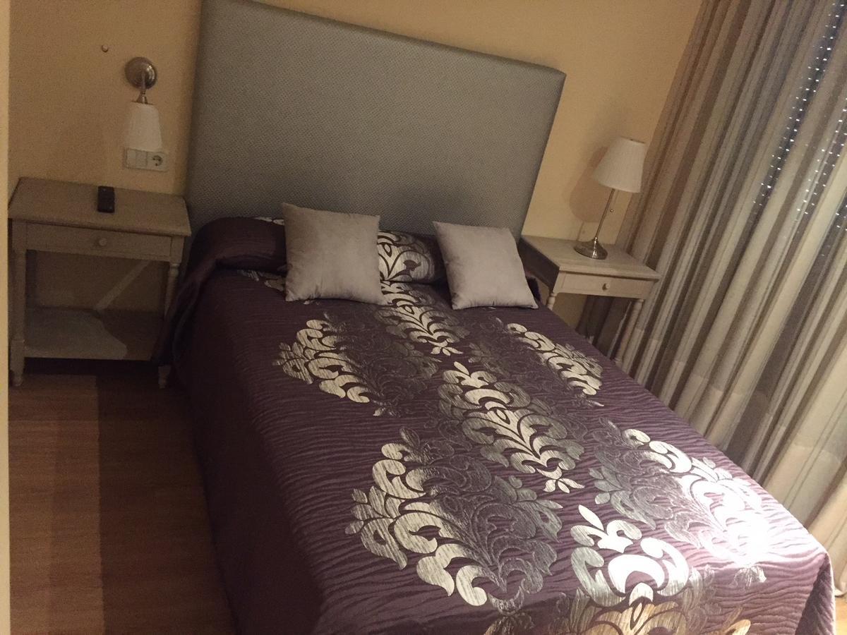 Hostal Santa Baia Ribadumia Bagian luar foto